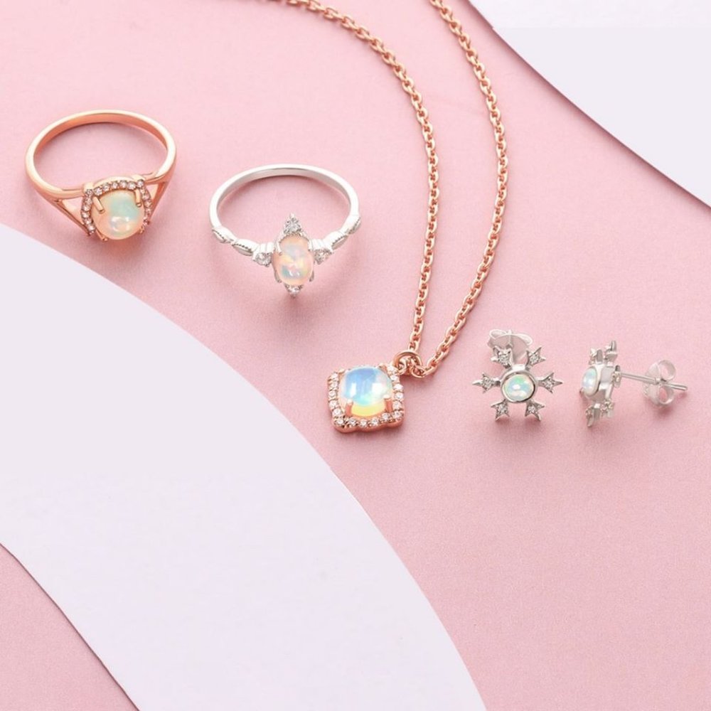 Genuine Opal Rings, Necklace And Earrings Set